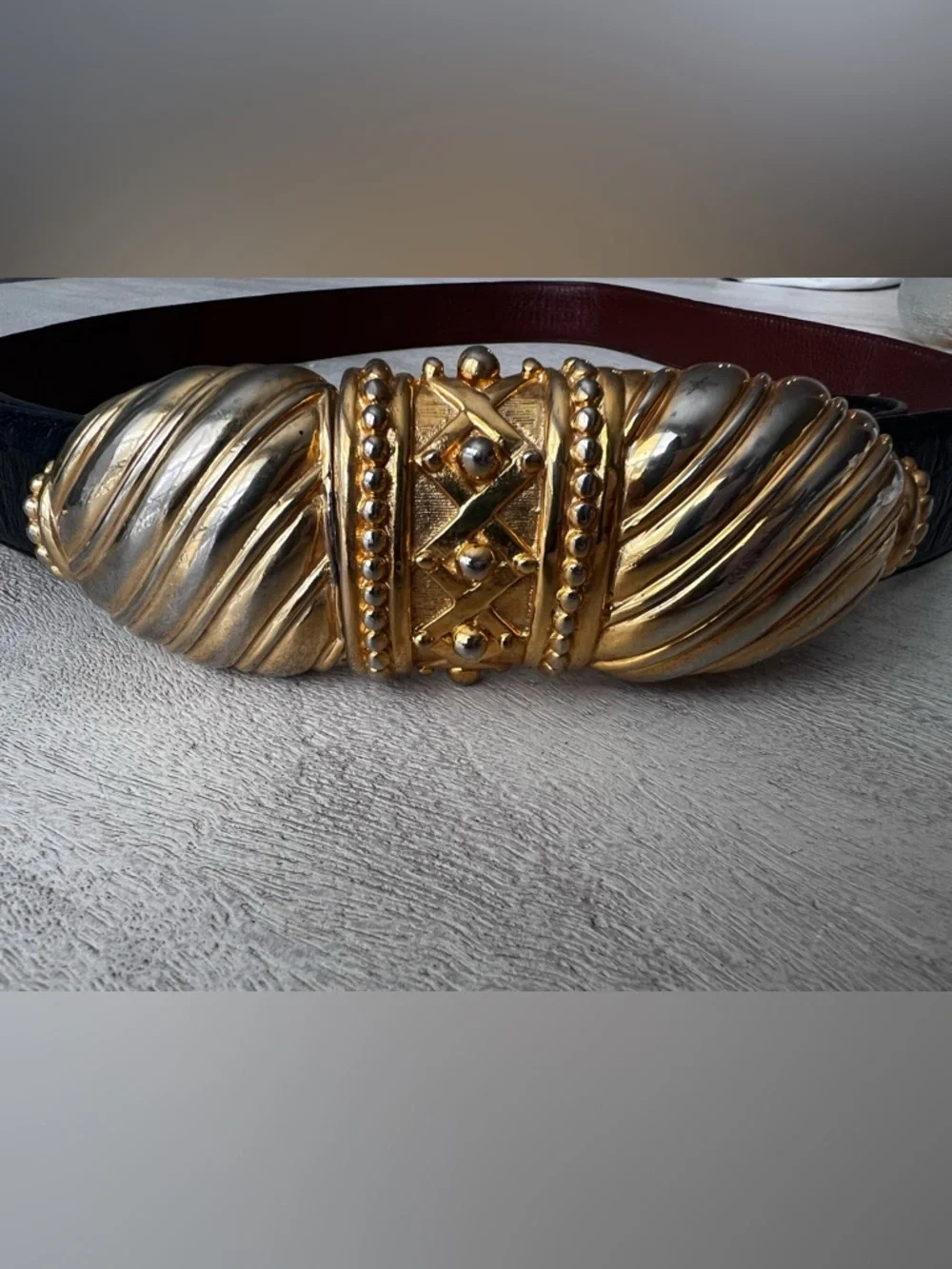 Vintage Mimi Di N 1988 Gold  and Silver Tone Statement‎ Belt Buckle - Signed